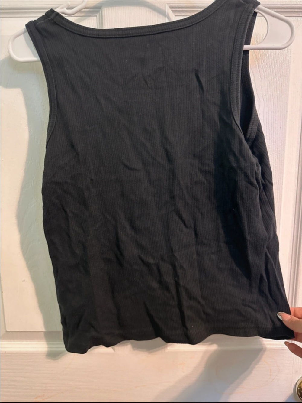 Basic Editions Black Ribbed Scoop Tank - Picture 3 of 3